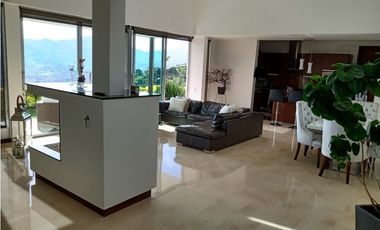 CASA CAMPESTRE CON VISTA ABIERTA A LA CIUDAD, LAS PALMAS, MEDELLIN