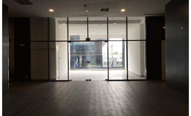 LOCAL EN  OBARRIO 60mt2 >>Mezzanine<<