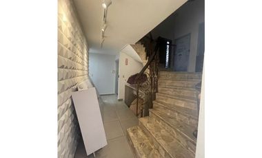 Alquiler de Casa Duplex Comercial en Obarrio (MM)