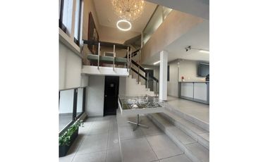 Alquiler de Casa Duplex Comercial en Obarrio (MM)