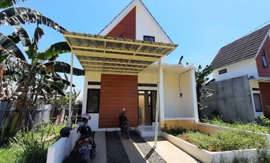 Jual rumah 2 lantai minimalis di tanah sareal kota bogor