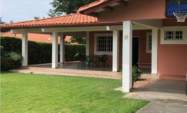Se Alquila Casa de Playa en Coronado $ 2.500 AB