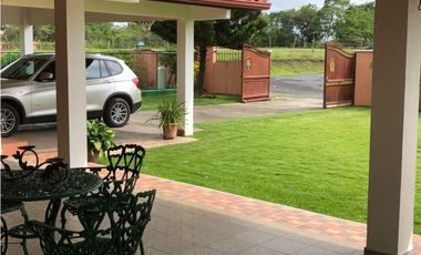 Se Alquila Casa de Playa en Coronado $ 2.500 AB