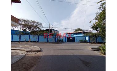 🌟 ¡OPORTUNIDAD ÚNICA! 🌟

🏠 Casa encantadora de un solo piso esperando por ti en San Juan de Miraflores. Con una ubicación privilegiada en Los Jazmin