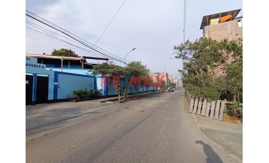 🌟 ¡OPORTUNIDAD ÚNICA! 🌟

🏠 Casa encantadora de un solo piso esperando por ti en San Juan de Miraflores. Con una ubicación privilegiada en Los Jazmin