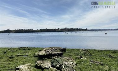 Parcela en Venta en Parcela de 1 Há y con 2 casas. Con Orilla de Playa y al costado del camino Caicaén- Calbuco