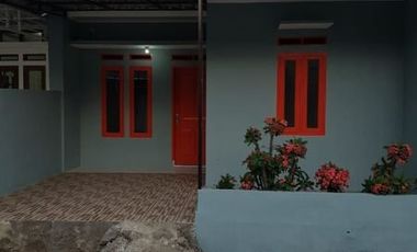Rumah Murah gratis 1 unit motor untuk 10 unit pertama; Bandung