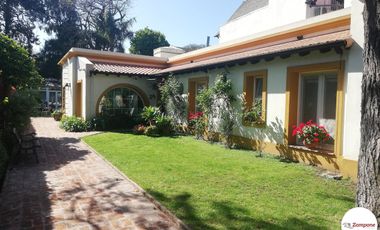 VENTA CASA EN ACASUSSO, MARTINEZ, SAN ISIDRO, TOTALMENTE NUEVA!!!!
