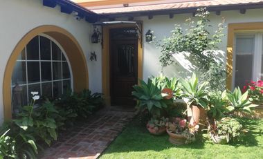 VENTA CASA EN ACASUSSO, MARTINEZ, SAN ISIDRO, TOTALMENTE NUEVA!!!!