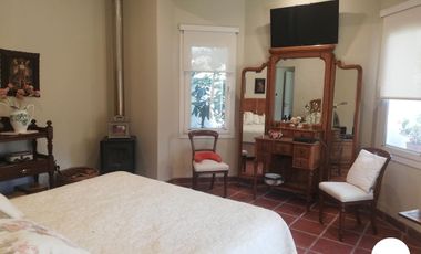 VENTA CASA EN ACASUSSO, MARTINEZ, SAN ISIDRO, TOTALMENTE NUEVA!!!!