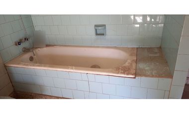 Venta terreno con casa antigua cercano al centro Los Andes