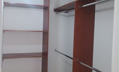 Rumah di Hoek dekat Mall  area Jatipadang Jakarta selatan