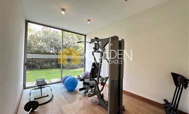 Arriendo amoblado 3 dormitorios 2E + 1B. Sector El Golf