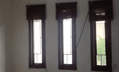 Rumah 3 Lantai Di Kelapa Gading Siap  Huni