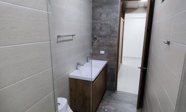 casa en arriendo en niza. Cod A11054