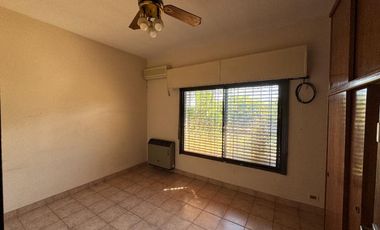 Casa PH en venta en Wilde