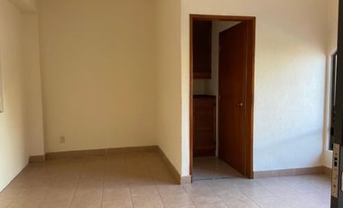VENTA DE PLAZA SANTA ELENA EN ZONA DORADA DE METEPEC