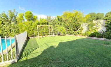 Oportunidad venta por viaje Casa 5D y 5B. Entrega inmediata.