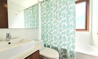 Oportunidad venta por viaje Casa 5D y 5B. Entrega inmediata.