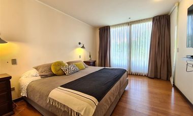 Oportunidad venta por viaje Casa 5D y 5B. Entrega inmediata.