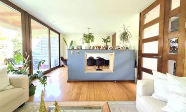 Oportunidad venta por viaje Casa 5D y 5B. Entrega inmediata.