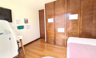 Oportunidad venta por viaje Casa 5D y 5B. Entrega inmediata.