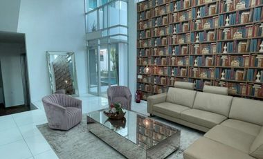 VENTA O ALQUILER CASA EN ALTOS DEL GOLF