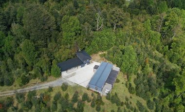 Linda casa en refugio cordillerano