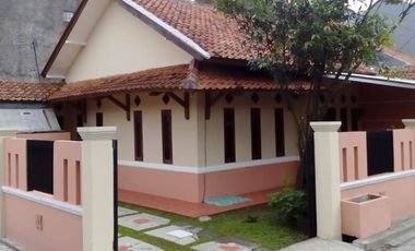 Rumah Siap huni lokasi tengah Kota Buah Batu