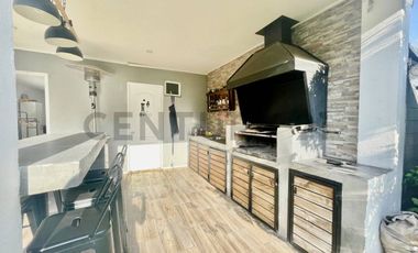 SE ARRIENDA HERMOSA CASA EN TIERRAS LINDAS