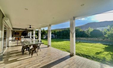 SE ARRIENDA HERMOSA CASA EN TIERRAS LINDAS