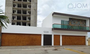 Residencia con Alberca y Amueblada