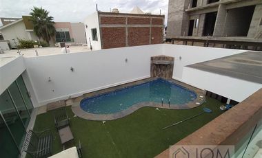 Residencia con Alberca y Amueblada