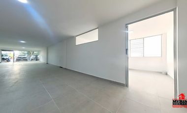 local en arriendo en el poblado. Cod A6067