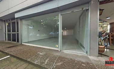 local en arriendo en el poblado. Cod A6067