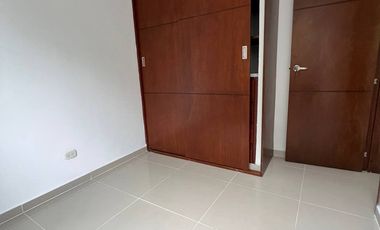 Alquilo Apartamento Piso 1, Conjunto Residencial Bosque Real, Valle del Lili, Sur de Cali.. Cod A12000