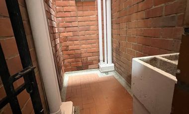 Alquilo Apartamento Piso 1, Conjunto Residencial Bosque Real, Valle del Lili, Sur de Cali.. Cod A12000