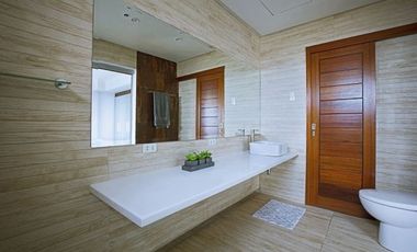 2 Bedroom Condo with Sea View in Mactan for Rent