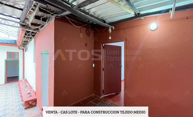 casalote en venta en el carmen - car 16 call 25 - 26. Cod V1487