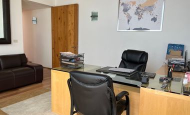 ESPECTACULAR CASA CALLE CERRADA PEDREGAL