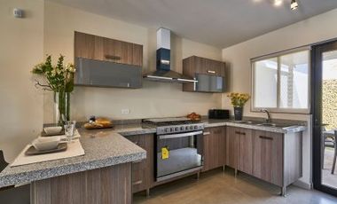 Bonita Casa de 3 Recámaras en Zákia