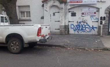 25 DE MAYO DE MAYO Y JUJUY P.H. AL FRENTE. Casa en Venta..