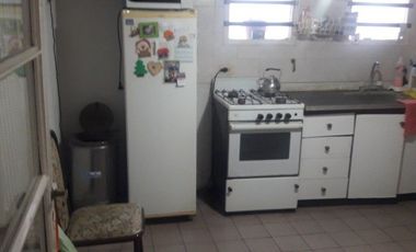 25 DE MAYO DE MAYO Y JUJUY P.H. AL FRENTE. Casa en Venta..