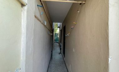 Casa para 2 Familias en venta en Bernal Oeste