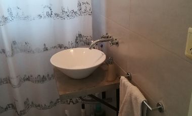 Casa para 2 Familias en venta en Bernal Oeste