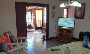 Casa para 2 Familias en venta en Bernal Oeste