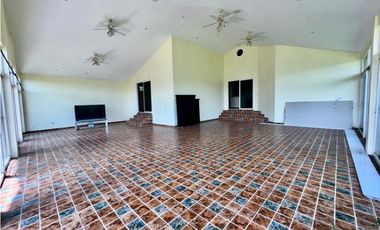 VENTA CASA EN ALTOS DEL MARIA CON 576 mts