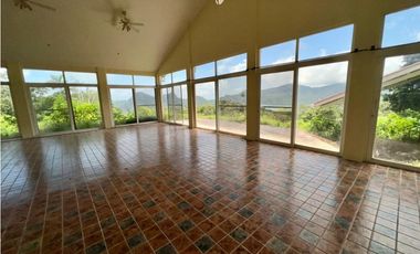 VENTA CASA EN ALTOS DEL MARIA CON 576 mts
