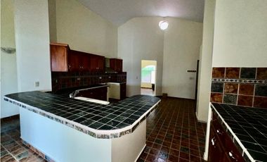 VENTA CASA EN ALTOS DEL MARIA CON 576 mts