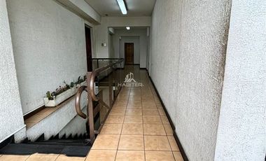 Oficina en Venta en General Mackenna en centro de la ciudad